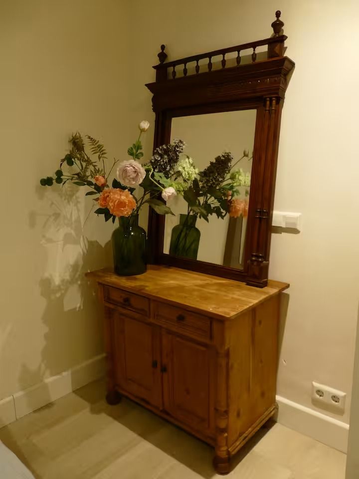 Spiegel met bloemen